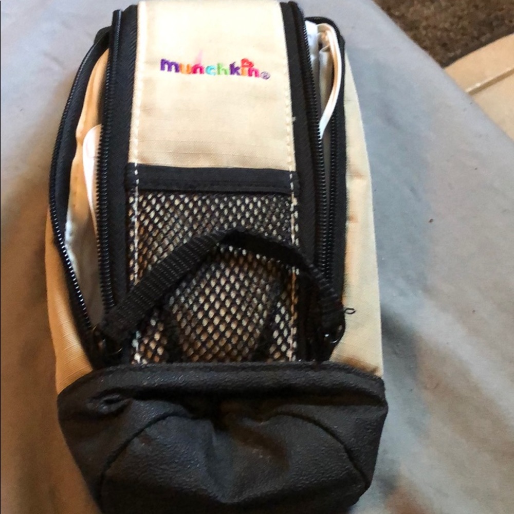 Bottle warmer for the car